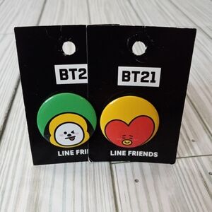 BTS BT21 Line Friends Tata & Chimmy Pins